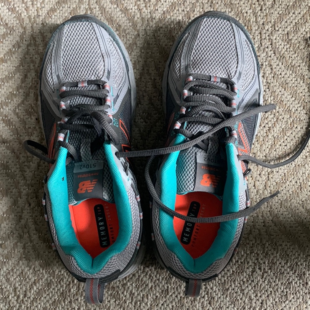 New Balance 510v2 walking shoe. Size 9.5